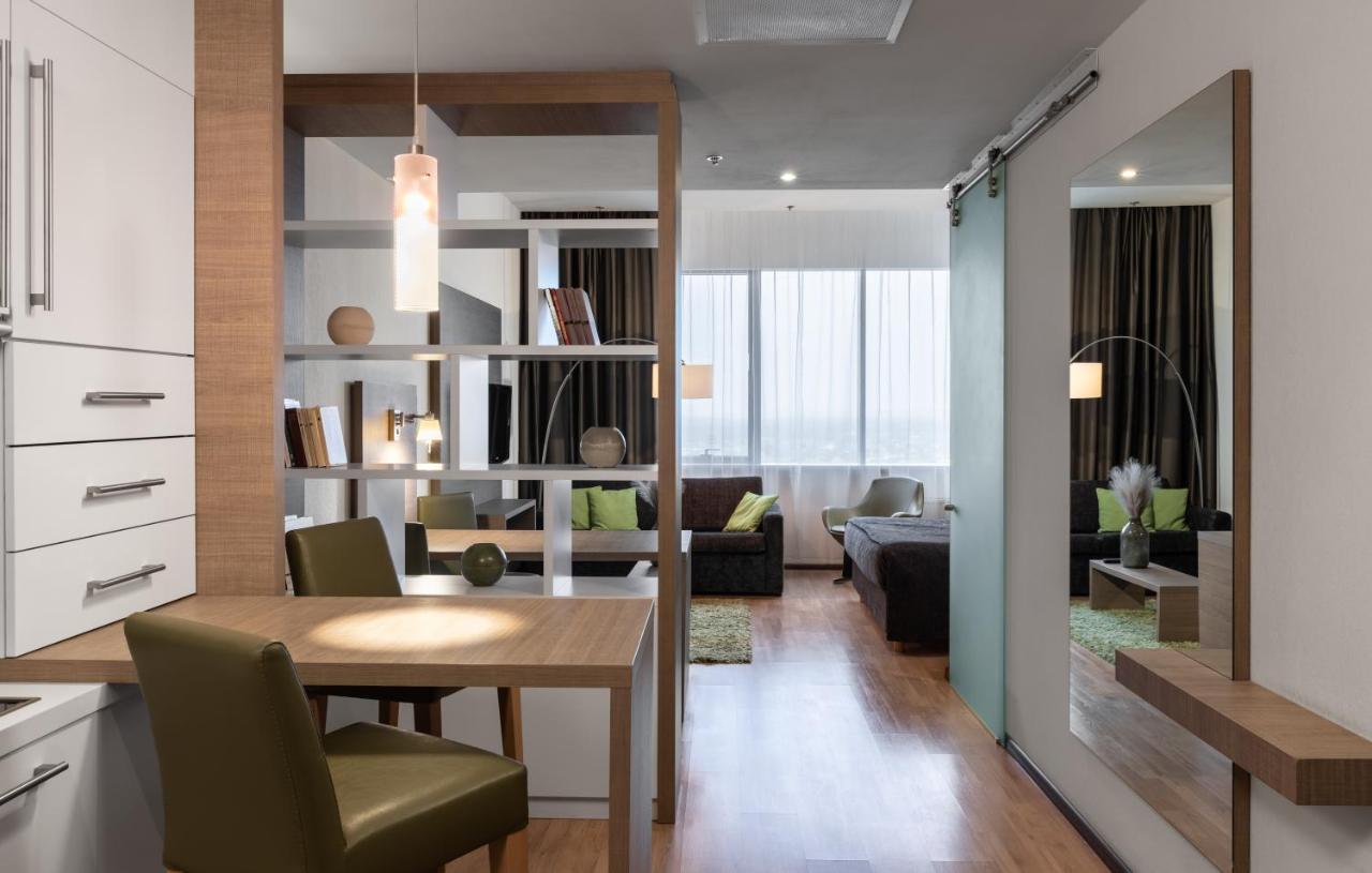 Ramada Encore Kyiv Exterior photo